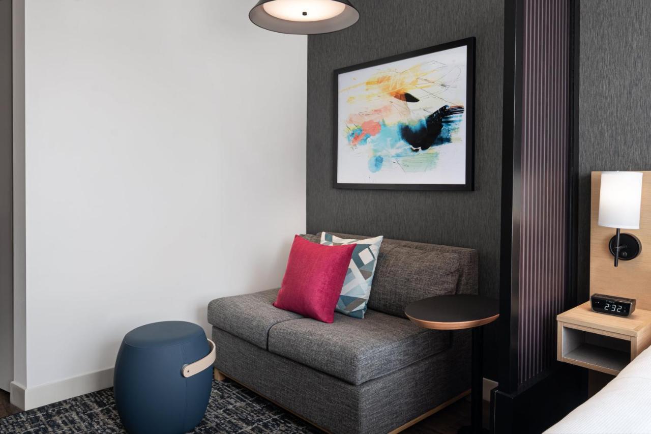 Kamer met Kingsize Bed en Slaapbank
