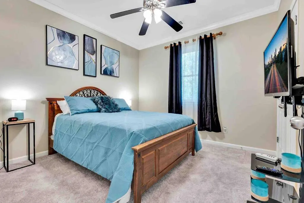Charming Home Mins Away From Atlanta'S Attractions-1