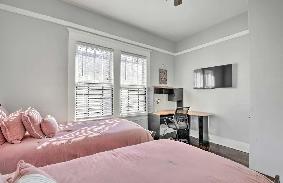 3 Mi To Dtwn & Int'L Soccer! Cozy Atlanta Home-1