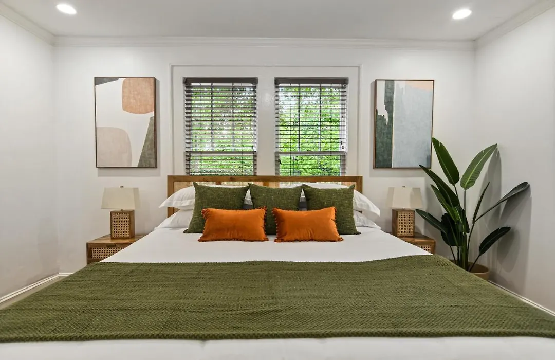Sun Lit Bungalow With Good Vibes And Lots Of Wine - Designedbydom-1
