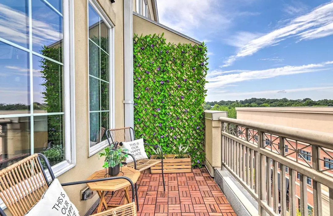 Central Atlantic Station Loft Near Mercedes-Benz!-1