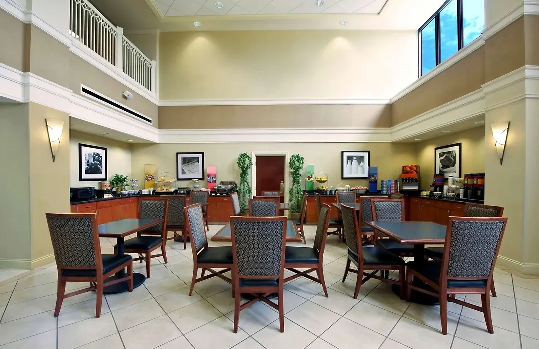 Hampton Inn & Suites-Atlanta Airport North-I-85-1
