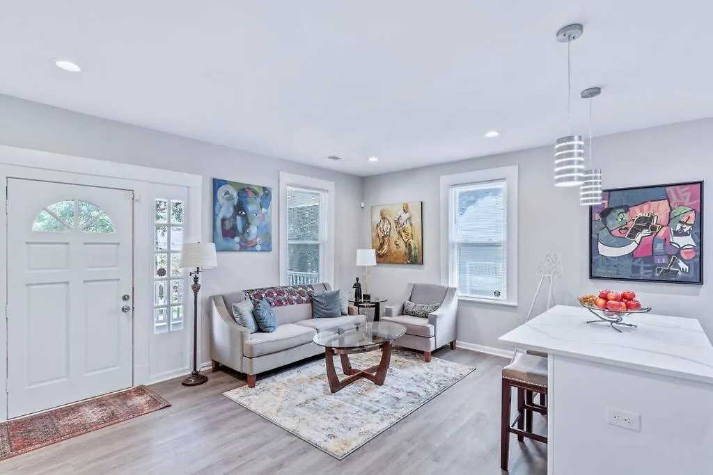 Cozy*Modern*3Bd/2Bth*10Min From Dtown Atl!-1