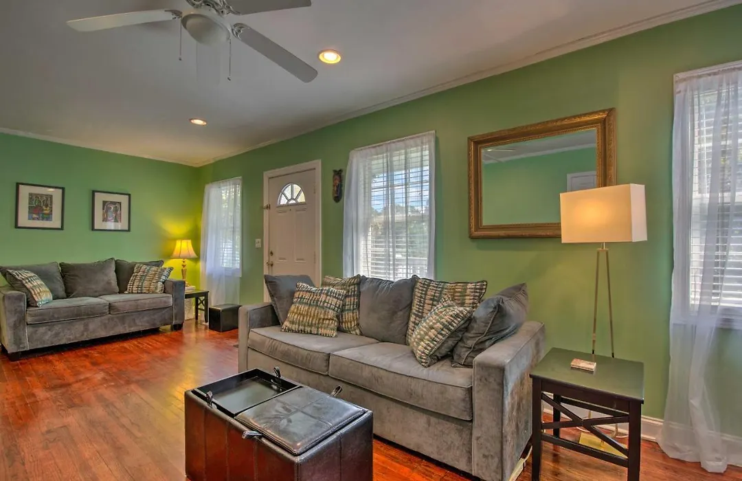 Pet-Friendly Atlanta Home Less Than 5 Mi To Downtown!-1