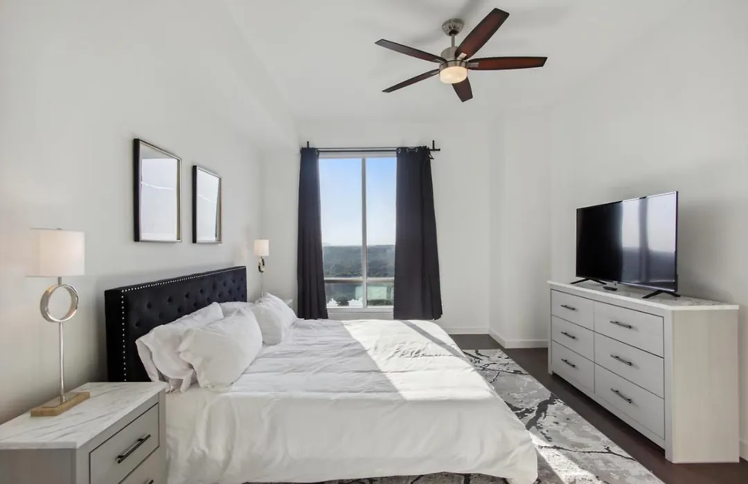 Luxury Piedmont Park 2 Bdrm-1