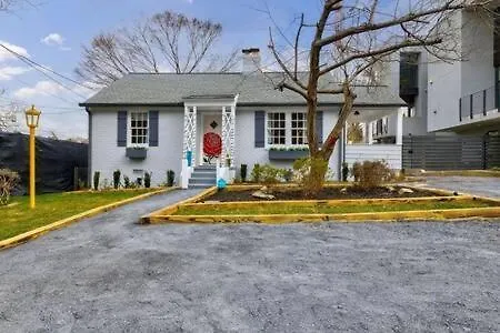 Pet Friendly Bungalow Steps To Inman Park-1
