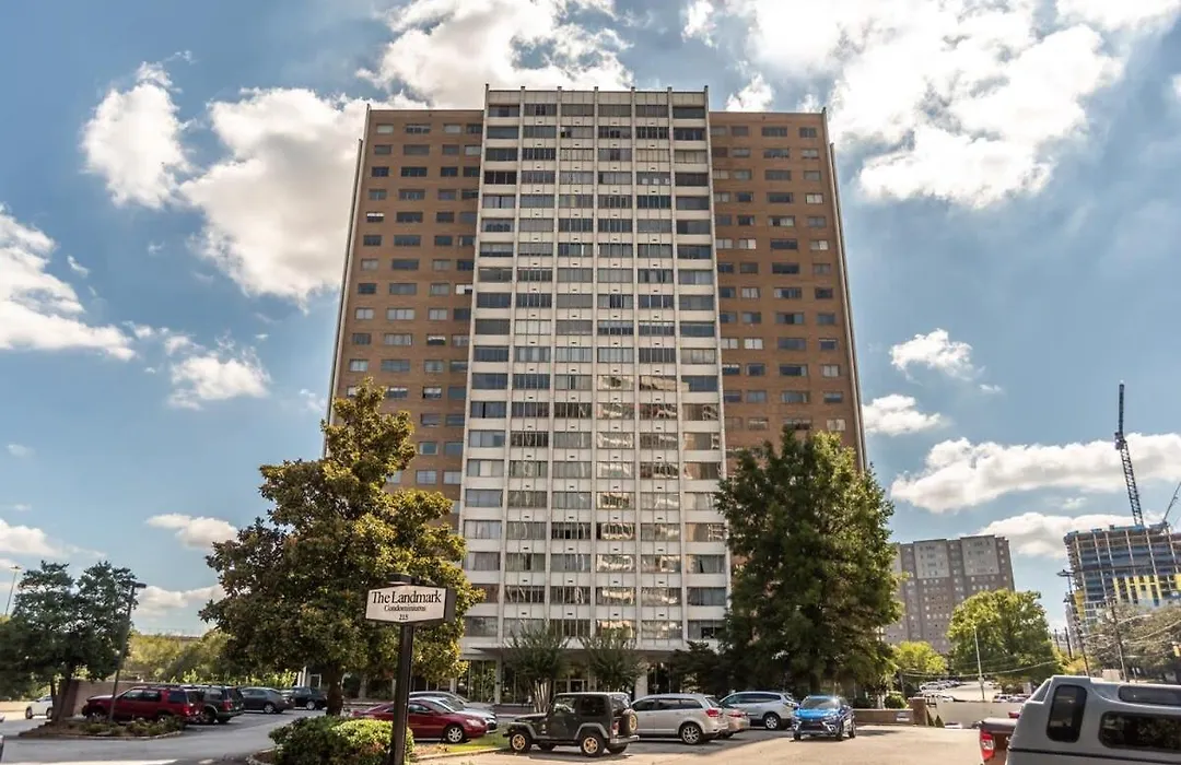 Atlanta Downtown! King Bed! Paid Onsite Parking! Lm2102-1