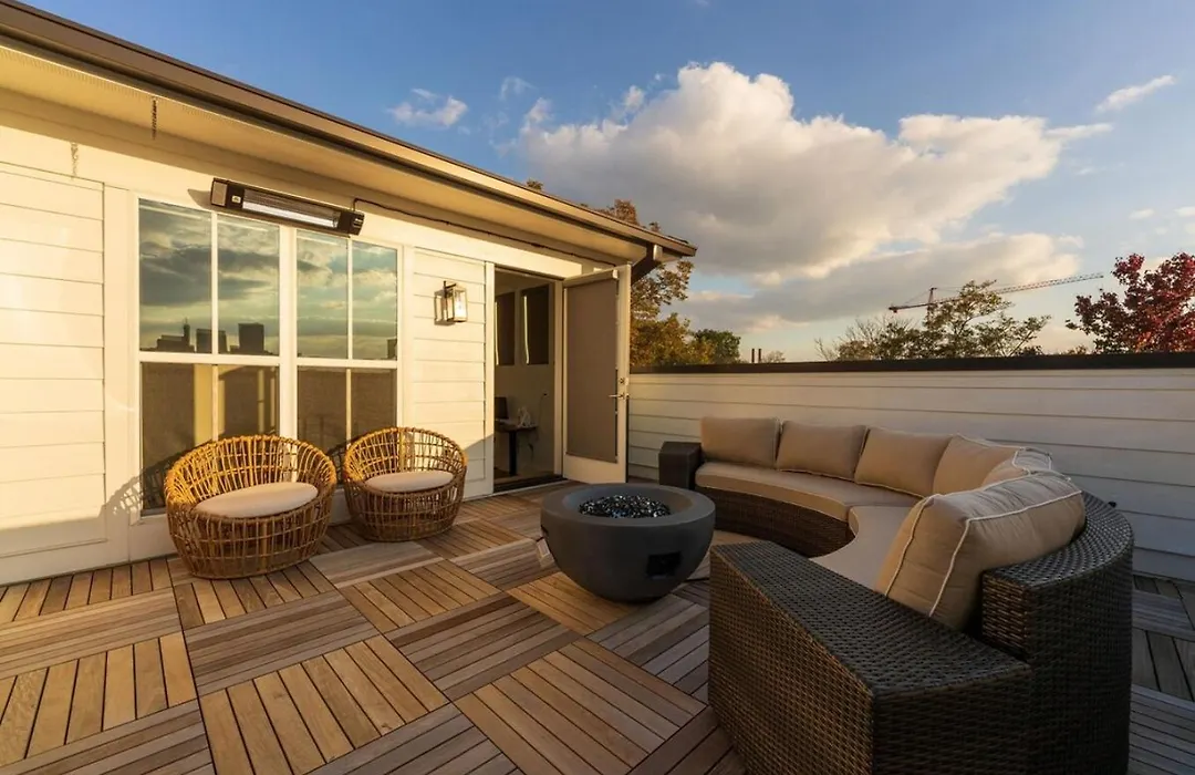 Luxurious Midtown Home Rooftop Views By Silverx-1