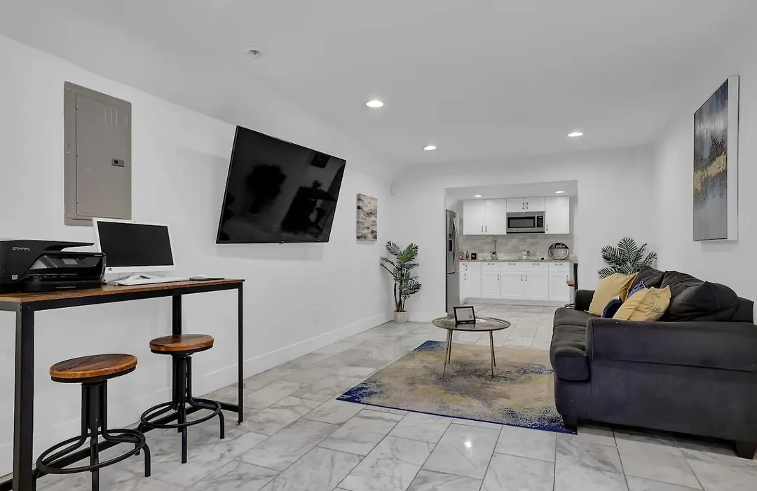 Stunning 6Br Buckhead Oasisprivate Batheachroom-1