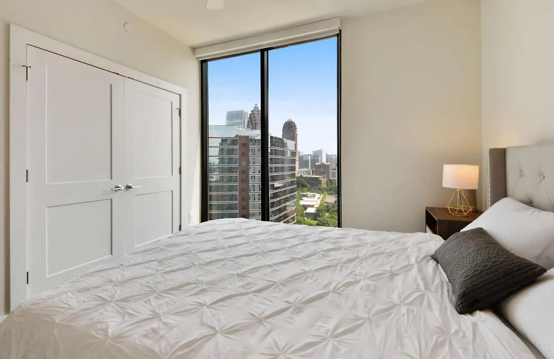 Amazing Midtown 2 Bdrm-1
