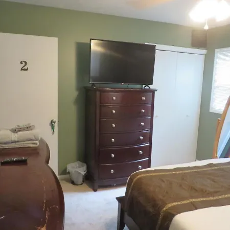 Atlanta Hartsfield Airport Guesthouse - Netflix Disney Amzn-2