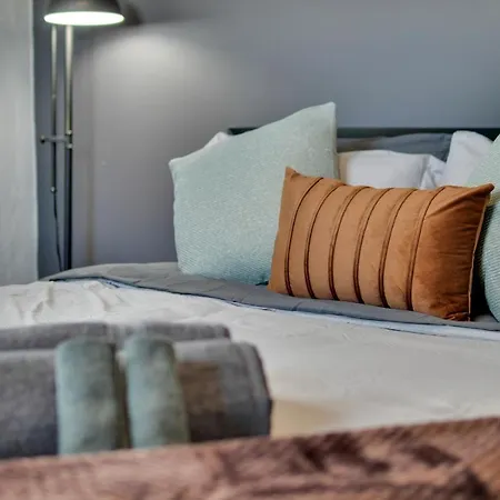 Lovely New Apartment In Downtown Atl-3