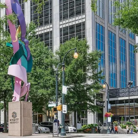 Stayatl Hotel District Downtown Atlanta Condo-2