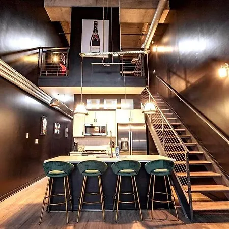 Gucci Loft-2