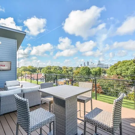 Light And Modern Hideaway In Midtown Atlanta-2