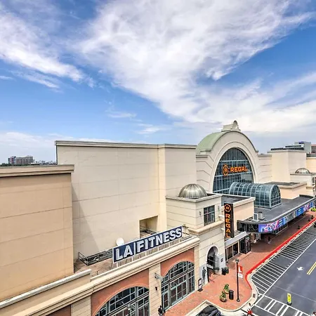 Central Atlantic Station Loft Near Mercedes-Benz!-3