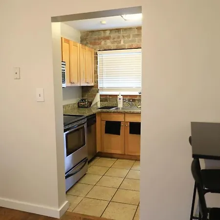 Entire Atlanta Condo Minutes From Downtown-2