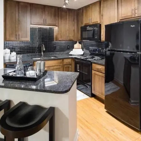 Classic North Druid Hills Apt-2
