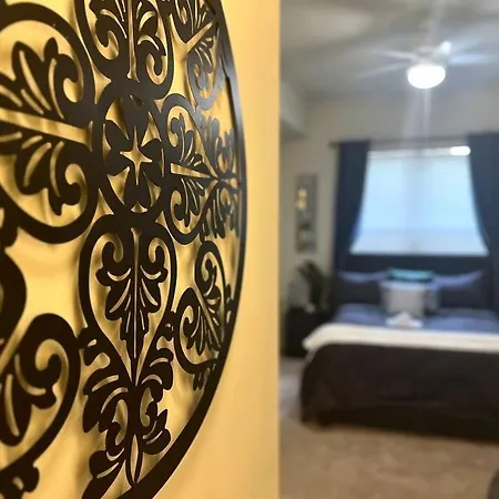 Atlanta Luxurious Apartment-2