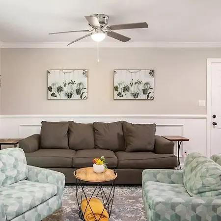 2Bd - 5Min To Airport - 9A-2