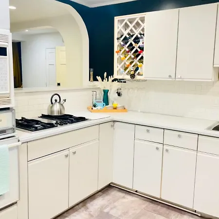 Highrise Luxury Two Bedroom Condo In Downtown Atlanta Within Minutes!!-3