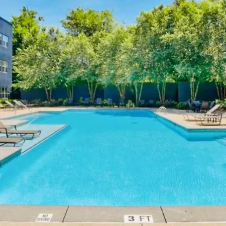 Stylish Condo In Heart Of Buckhead 420 Friendly-2