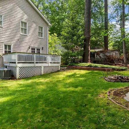 Central Buckhead Luxe Home, Outdoor Fire Pit-2