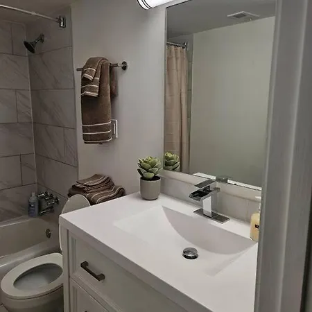 Midtown Atl Gem Located 10 Minutes From Everything!-3