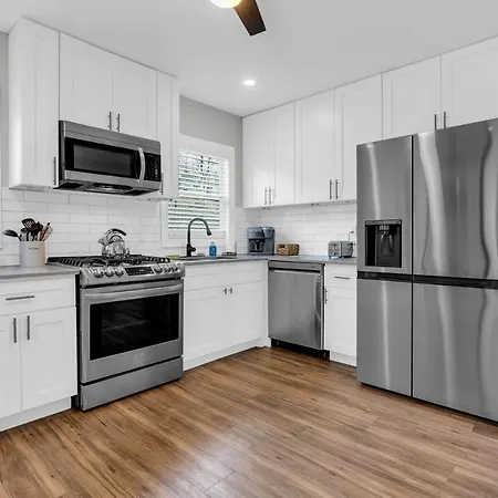 15 Min To Downtown Atl Airport With Office & Fast Wifi-2