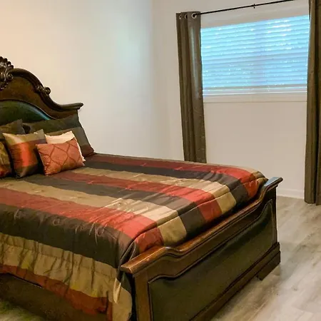 Midtown Atl Gem Located 10 Minutes From Everything!-2