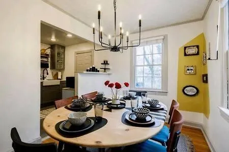 Pet Friendly Bungalow Steps To Inman Park-2