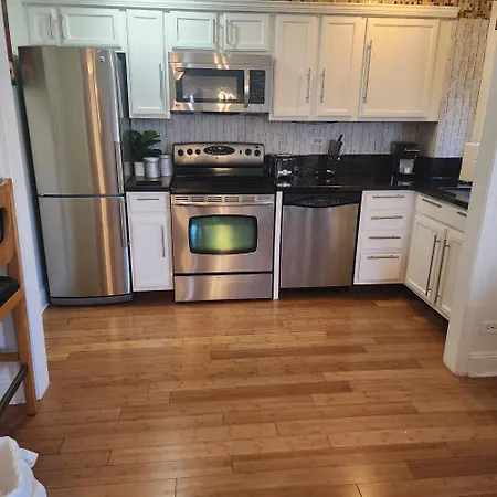 Cozy View Downtown Atlanta Condo-2