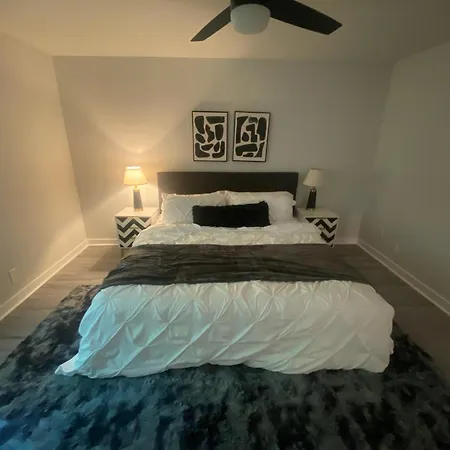 East Point Atlanta - Spacious 5Br Retreat!-2