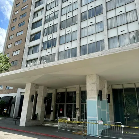Atlanta Downtown! King Bed! Paid Onsite Parking! Lm2102-2