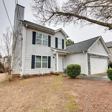 Lovely Atlanta Home With Yard Near Cedar Grove Lake-3