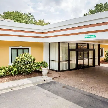 Budgetel Inn & Suites Atlanta-2