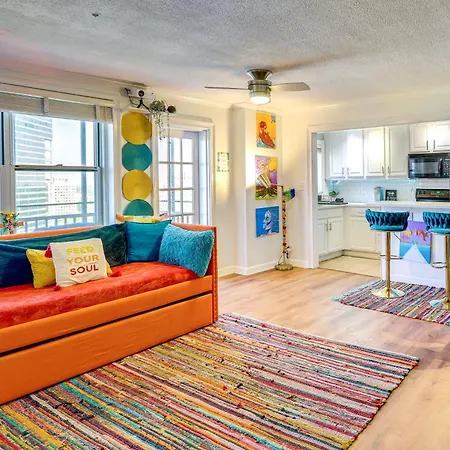 Colorful Atlanta Vacation Rental - Walk To Dtwn!-3