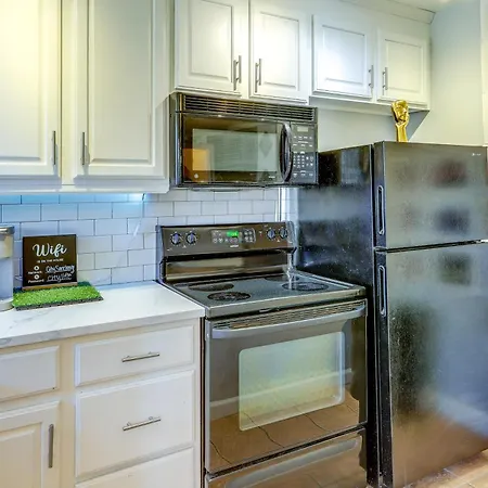 Colorful Atlanta Vacation Rental - Walk To Dtwn!-2