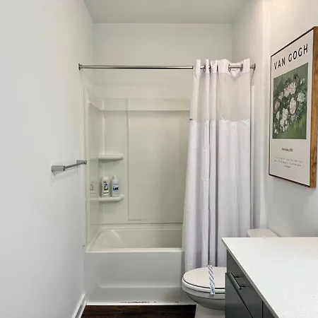 New Downtown Atl Condo Washer Dryer 542Blvd107-3