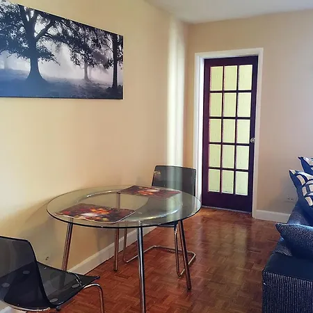 Downtown 1 Bedroom Apartment 18H-3