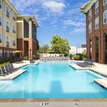 Luxe One Corporate Suites- Luxury Getaway-3